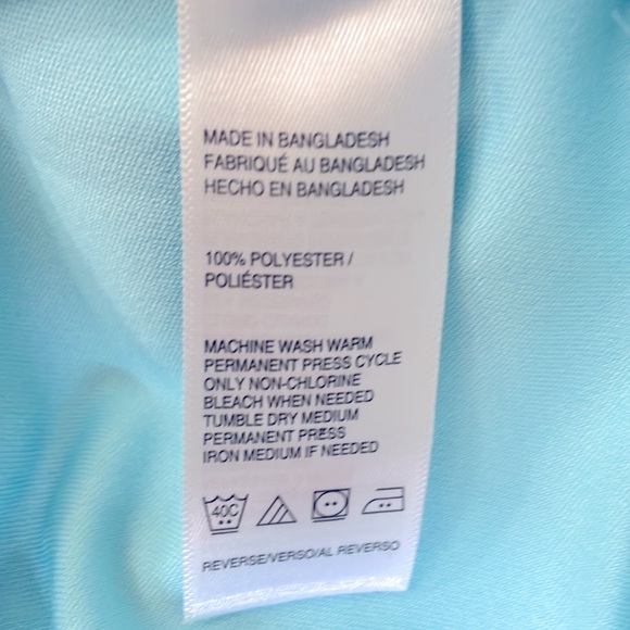 IZOD Light Blue Golf Skirt Skorts With Pockets Size 12 - Picture 9 of 9